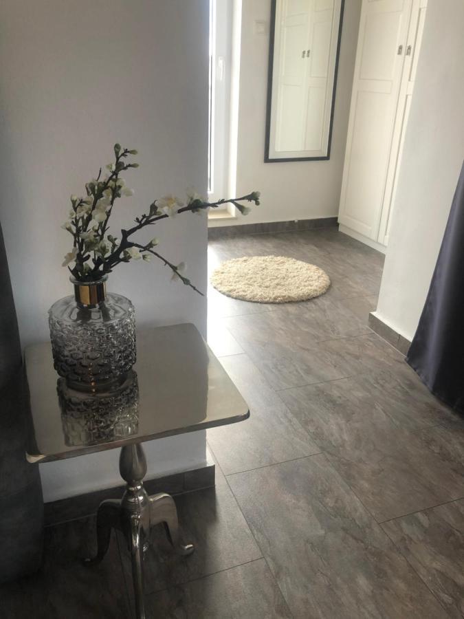 Appartement Grey Pearl With Free Ev Ch-Station à Valbandon Extérieur photo